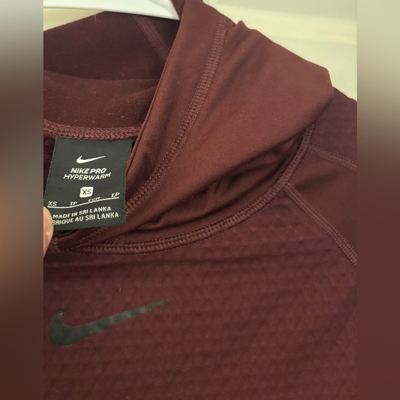 Nike Pro Hyperwarm Women's Funnel Neck Active Hoodie, Burgundy, Size XS - Picture 3 of 7
